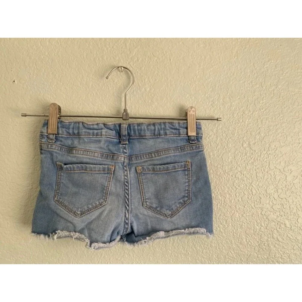 OshKosh B'gosh Embroidered Fruit Denim Shorts Size 5T